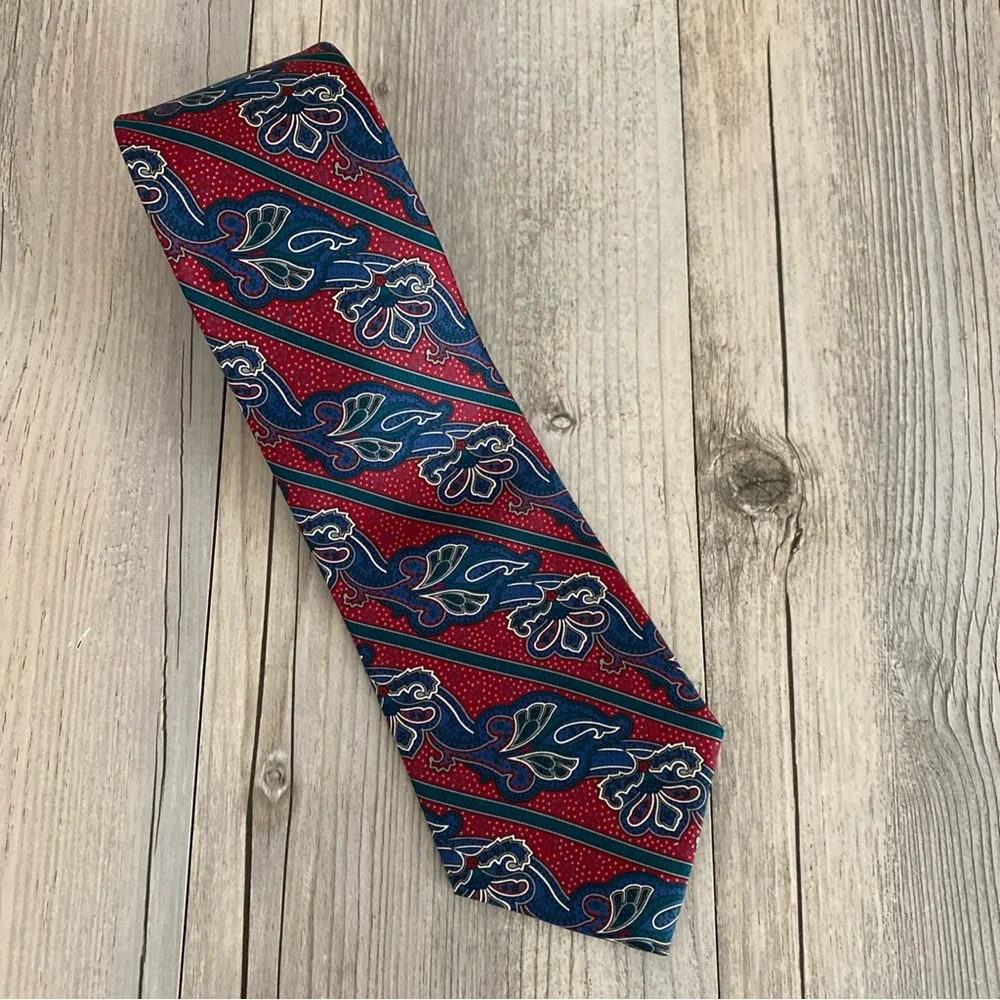 Dior sophisticated tie